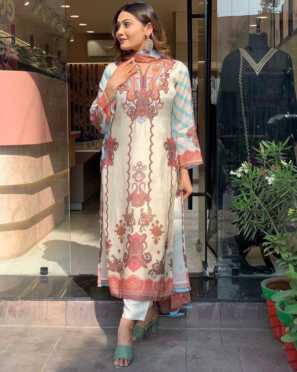 DC G24 Plus Size Printed Designer Kurti With Bottom Dupatta Wholesale Shop In Surat